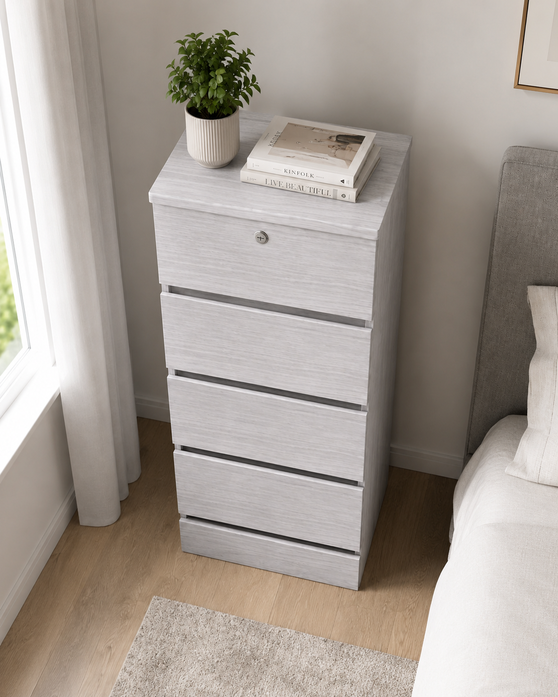 Eira Oak Chest of Drawers