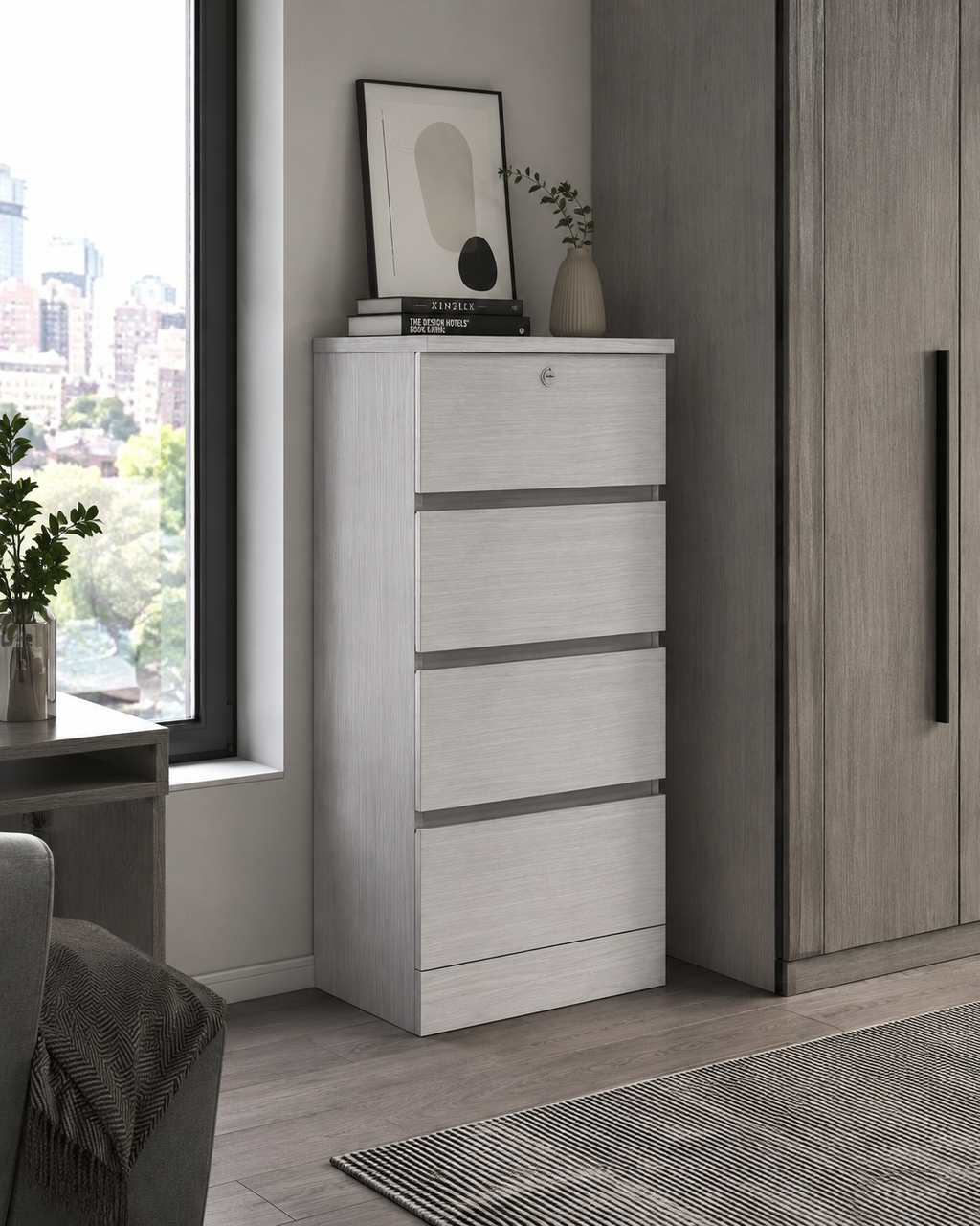 Eira Oak Chest of Drawers